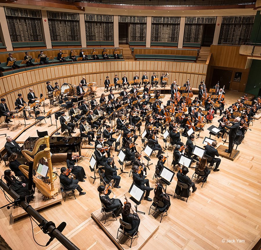 Hannu Lintu, Chloe Chua and Singapore Symphony Orchestra